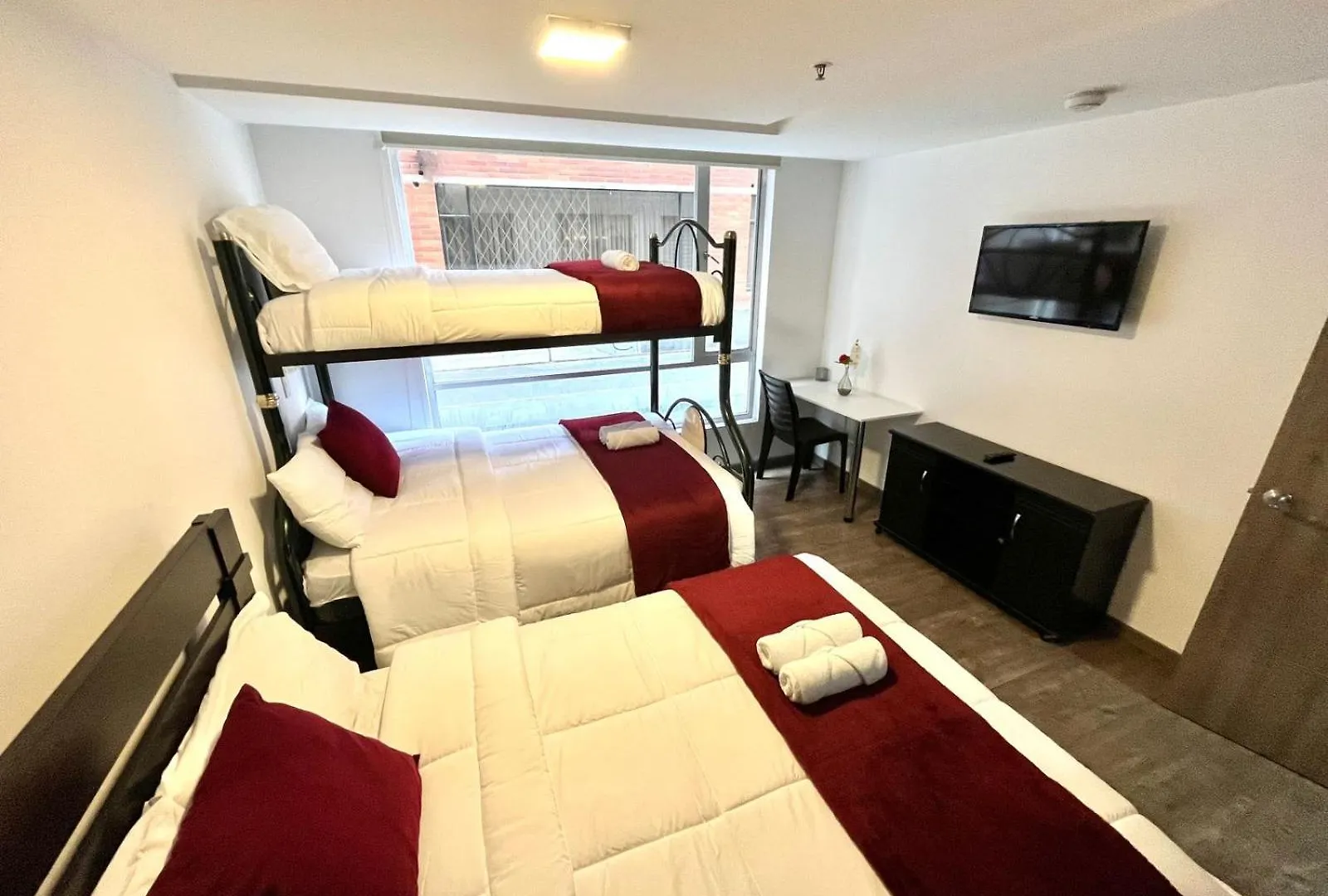 Departamento Familiar La Carolina Lägenhet Quito